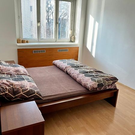 Victory Apartment Pressburg Exterior foto